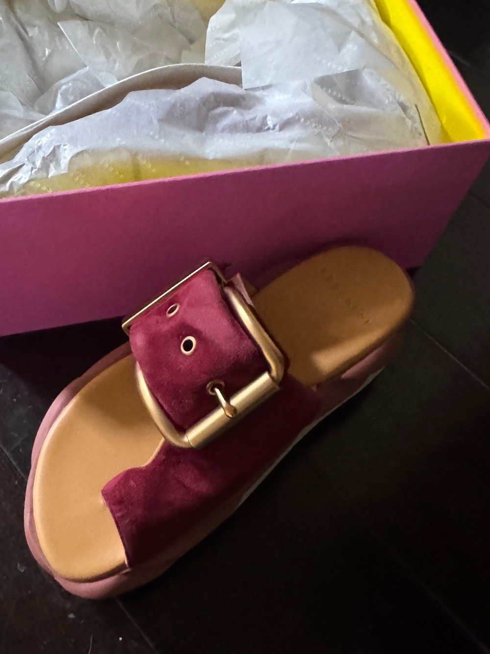 4CCCCEES nwt Mellow Glow Rose 38 8 Women’s Burgundy Suede Slides Sandals 7.5 new - Picture 3 of 6